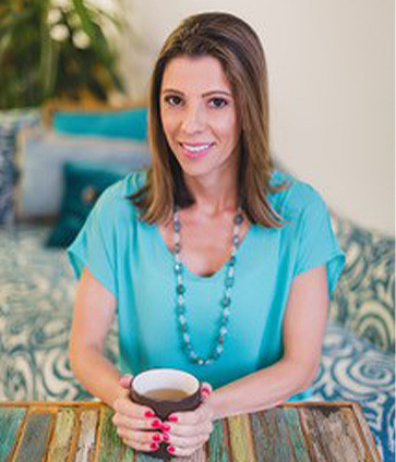 National Board-Certified Health & Emotional Coach Julia